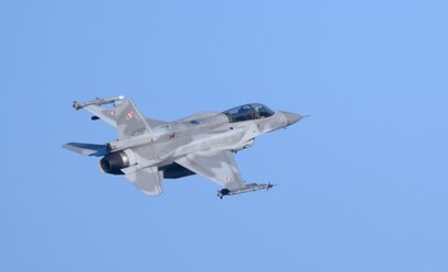Myśliwiec F-16 z 31. Bazy Lotnictwa Taktycznego w Poznaniu (fot. ilustracyjna)