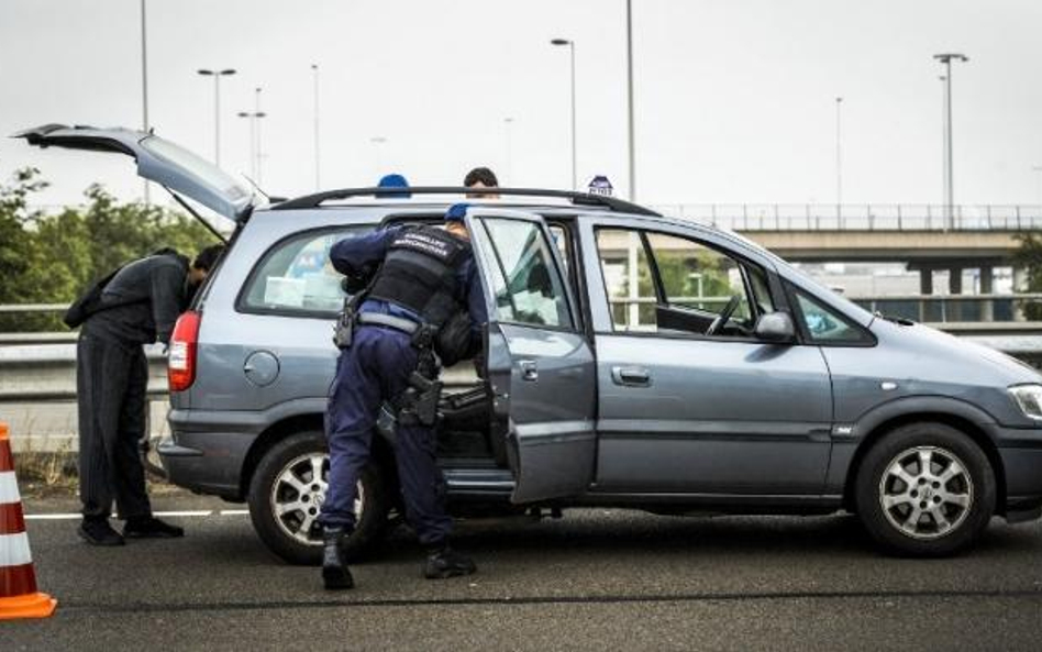 Włochy: Kierowcy, tylko nie w klapkach!