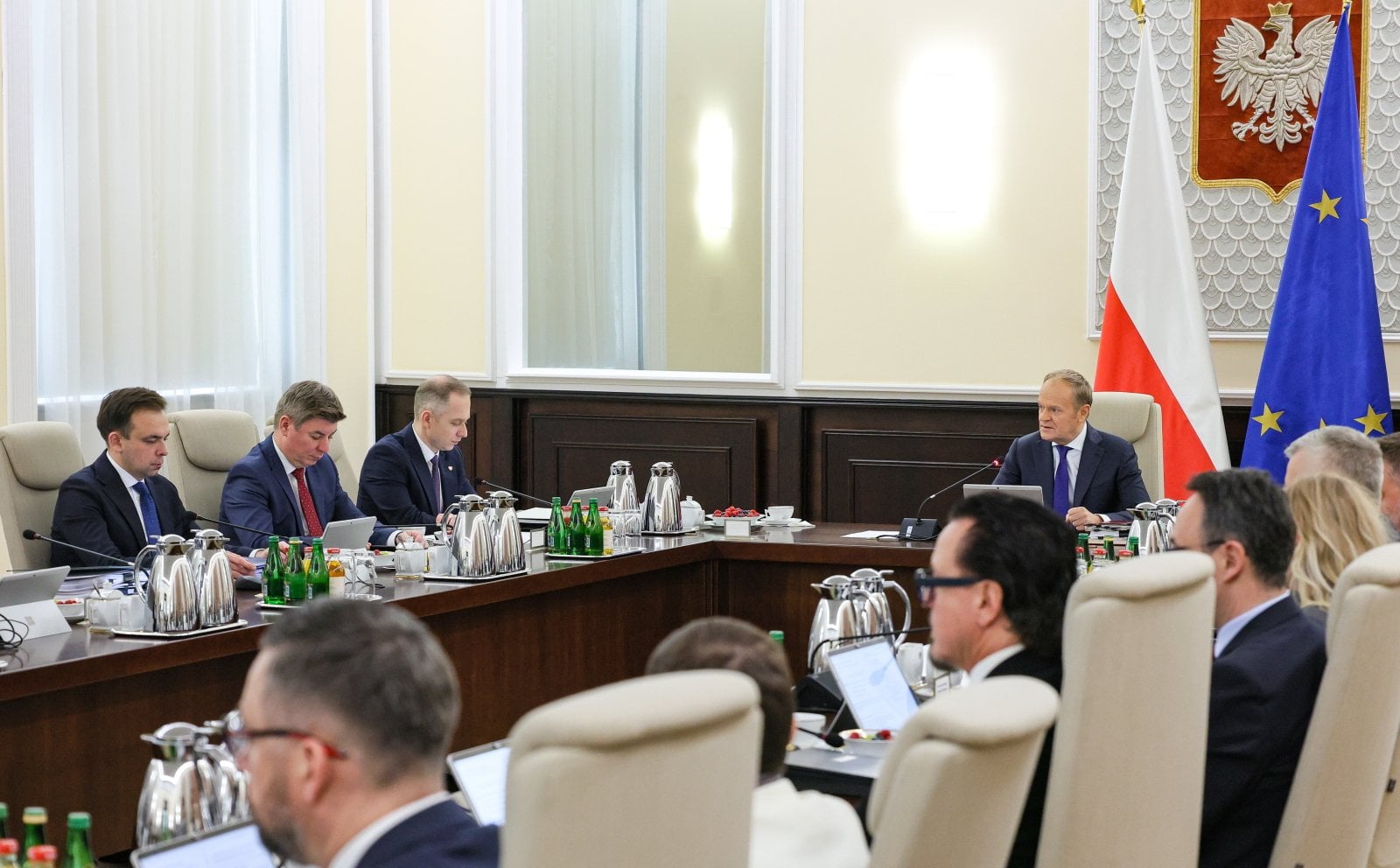 1 kwietnia wchodzą ważne zmiany: emerytury, leki, ZUS, KSeF, opłaty