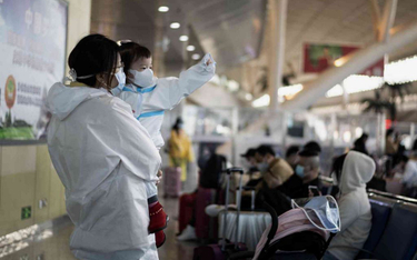 Chiny: Rośnie liczba lokalnych zakażeń wirusem