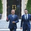 Premier Donald Tusk i rzecznik rządu Adam Szłapka