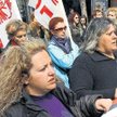 Greckie władze wprowadzają coraz drastyczniejsze oszczędności, a obywatele protestują