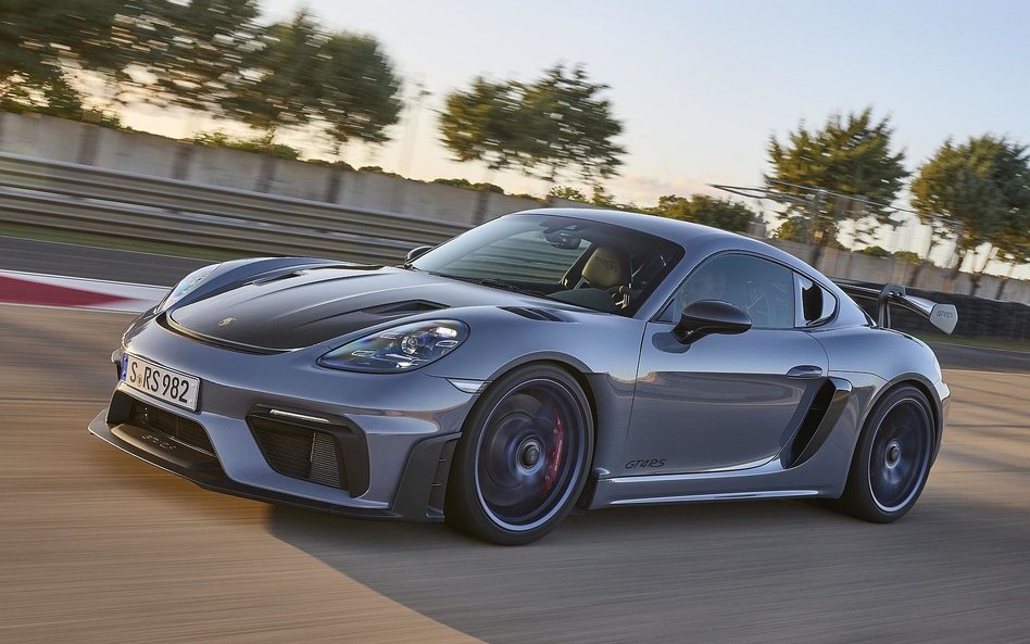 Porsche 718 Cayman GT4 RS