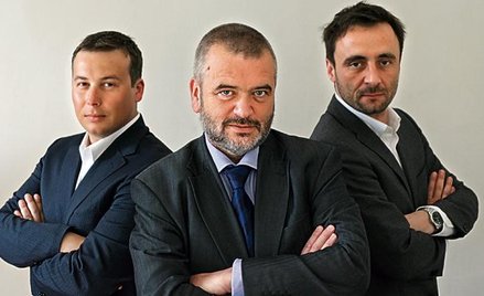 Strefa euro z dystansem