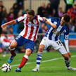 Zawodnicy Atletico Madrid i Realu Sociedad walczą o puchar Hiszpanii. Kwiecień 2015 r.