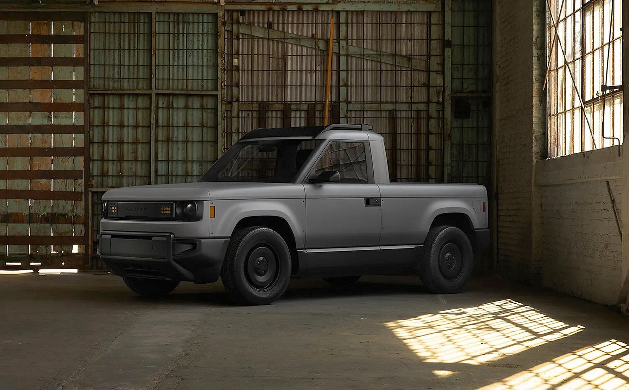 Elektryczny pick-up Bezosa kosztuje 94 tys. zł. Auto staje się hitem