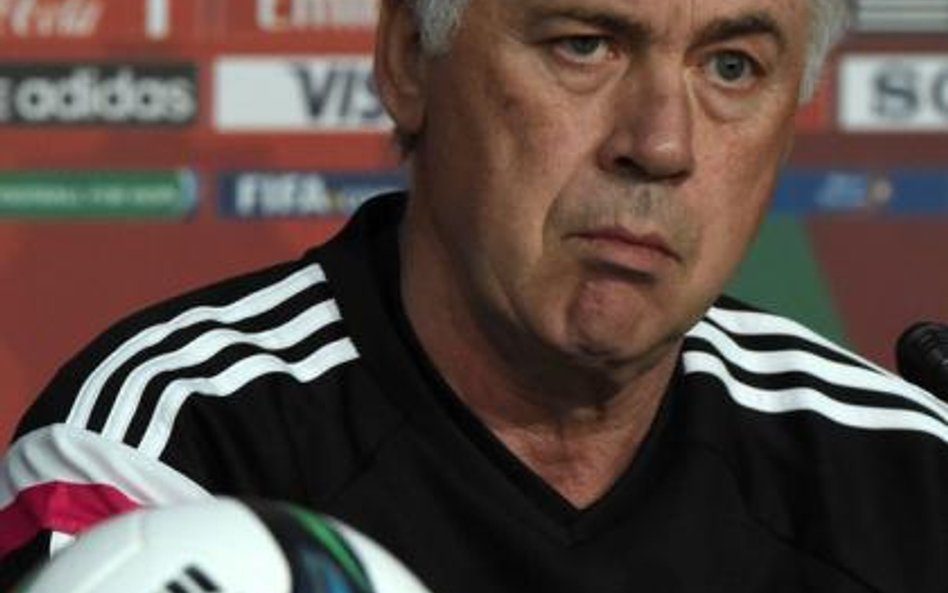 Carlo Ancelotti ma 55 lat. Grał w Parmie, Romie i Milanie, z którym zdobył dwa razy Puchar Mistrzów,