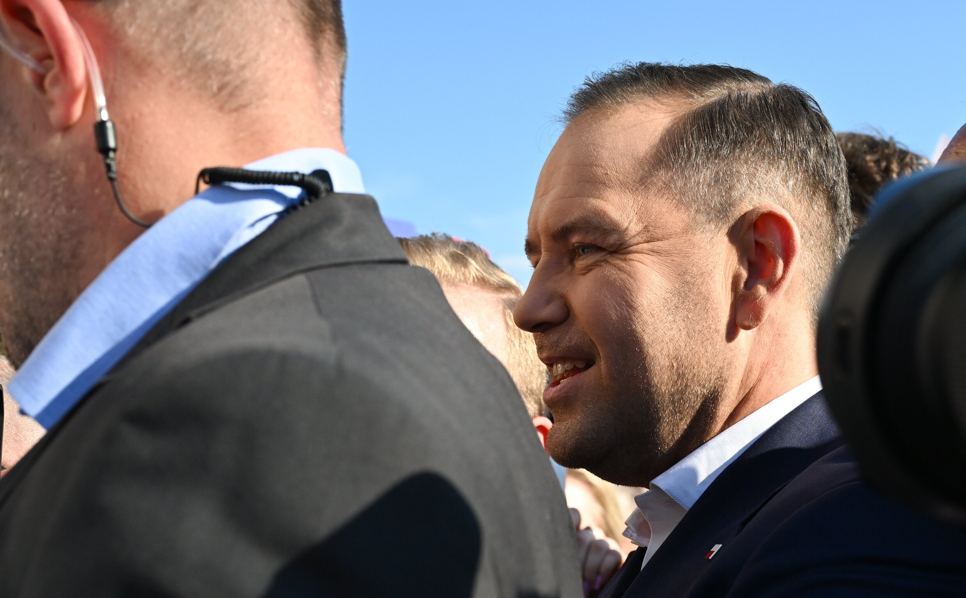 Pytania o ochroniarza Karola Nawrockiego. Jest podejrzewany o szereg przestępstw