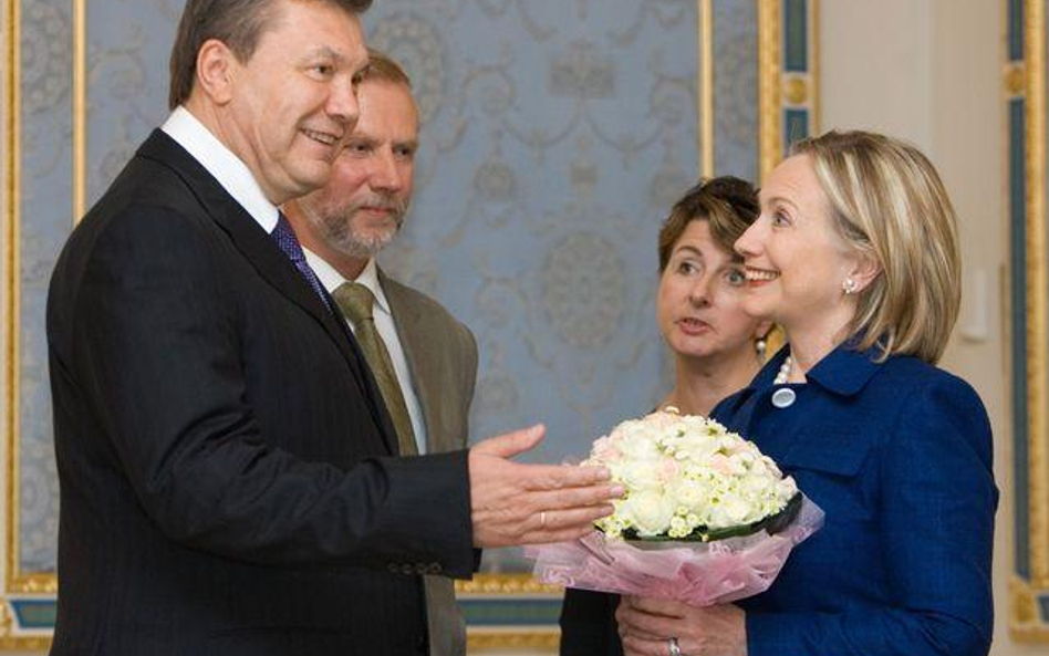 Szefowa amerykańskiej dyplomacji Hillary Clinton i prezydent Ukrainy Wiktor Janukowycz