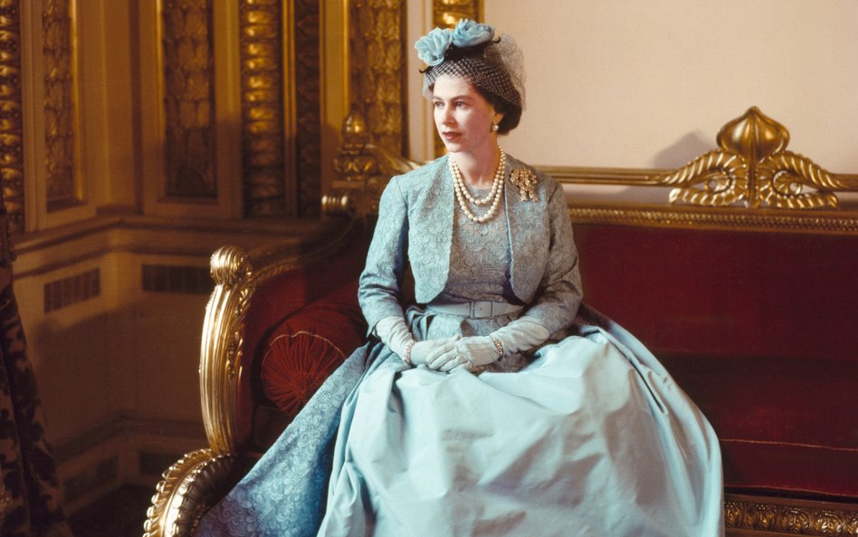 Elżbieta II przed ślubem siostry, księżniczki Małgorzaty.