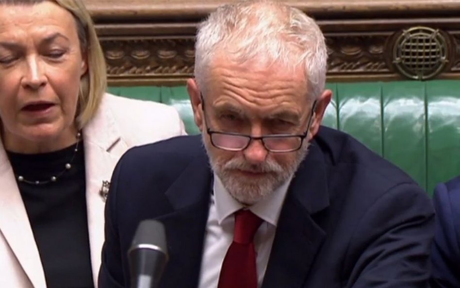 Lider laburzystów Jeremy Corbyn opowiada się za wcześniejszymi wyborami, ale pod pewnymi warunkami