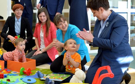 Premier Beata Szydło podczas otwarcia żłobka w Stalowej Woli
