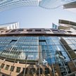Szacuje się, że w 2009 roku zawarto w Polsce niewiele ponad 20 transakcji sprzedaży obiektów biurowy