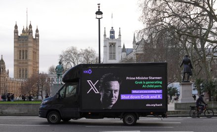 Billboard wzywający premiera do przeciwstawienia się Elonowi Muskowi i zakazania X i Groka