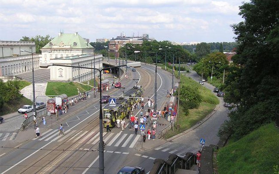 Rząd przyjął nieopodatkowane dojazdy do pracy m.in. dla prawników pro bono