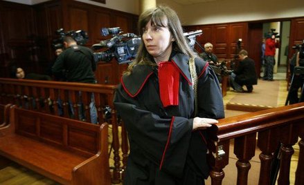 Prokuratura ze swoją policją