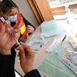 Koronawirus. Są wyniki testów szczepionki Pfizer/BioNTech z udziałem dzieci w wieku 12-15 lat