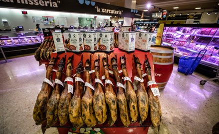 Hiszpańskie wojsko zostało wysłane do opanowania ogniska afrykańskiego pomoru świń w pobliżu Barcelo