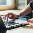 Polacy chętnie kupują online