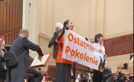 Aktywistki klimatyczne usiłujące zakłócić koncert