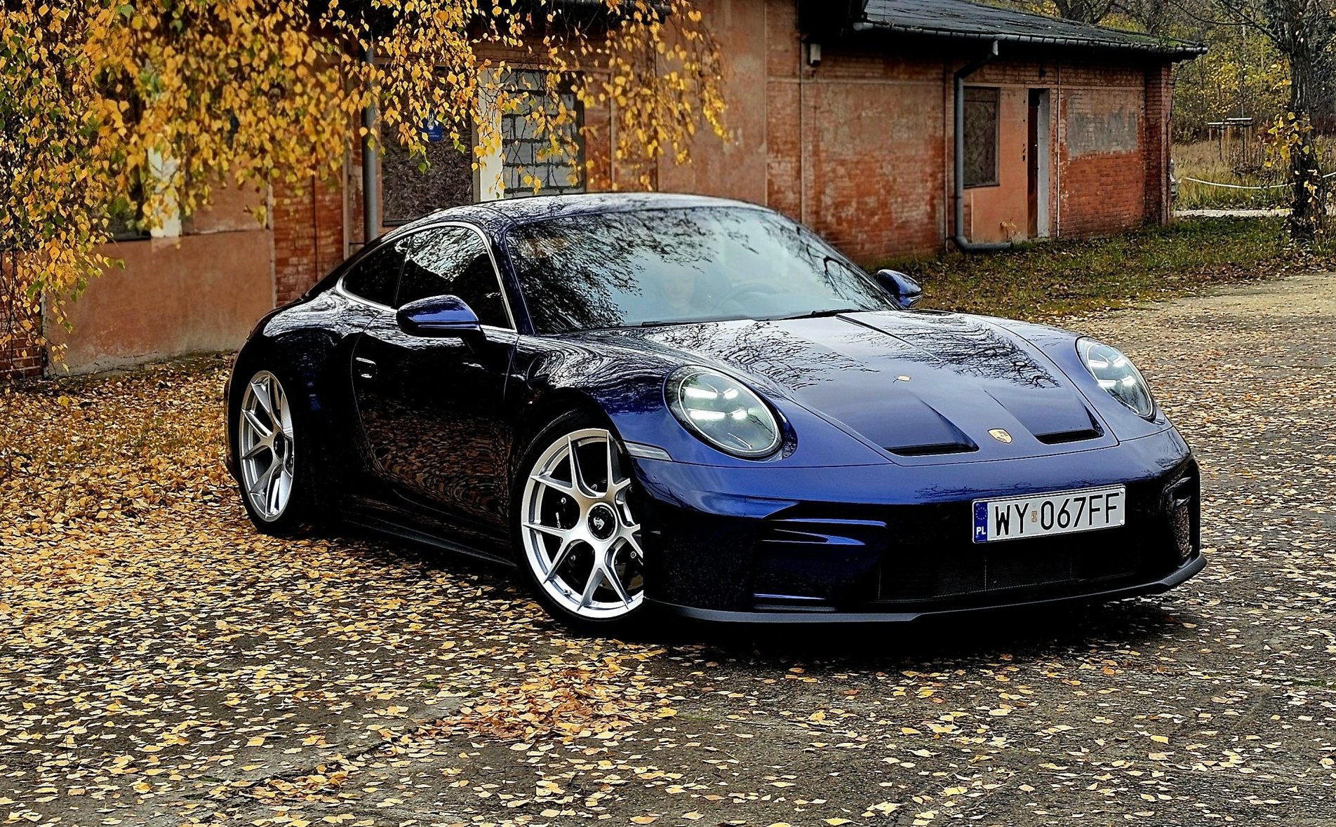 Porsche 911 GT3 Touring: Gdy elegancja spotyka furię