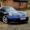 Porsche 911 GT3 Touring ma silnik o 4 litrach pojemności, mocy 510 KM, przyspiesza w 3,4 s do setki 
