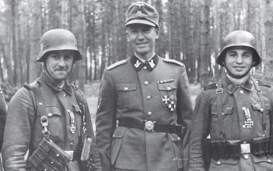 Gruppenführer Otto von Wächter w towarzystwie ukraińskich esesmanów