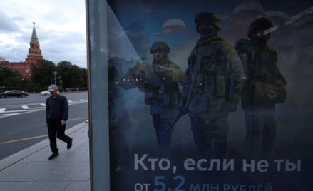 Reklama promująca służbę wojskową w armii rosyjskiej, Moskwa, 2 września 2026