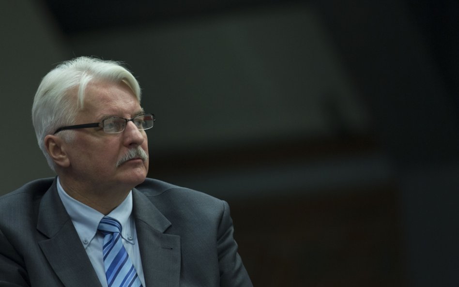 Dokąd prowadzi Polskę polityka zagraniczna PiS?