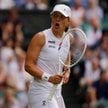 Nie drażnić Igi Świątek. Najpierw kłopoty, a potem awans Polki do trzeciej rundy Wimbledonu