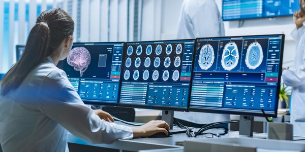 Польская народная партия предлагает m.in медицинскую помощь в PIT. А левые предупреждают против приватизации