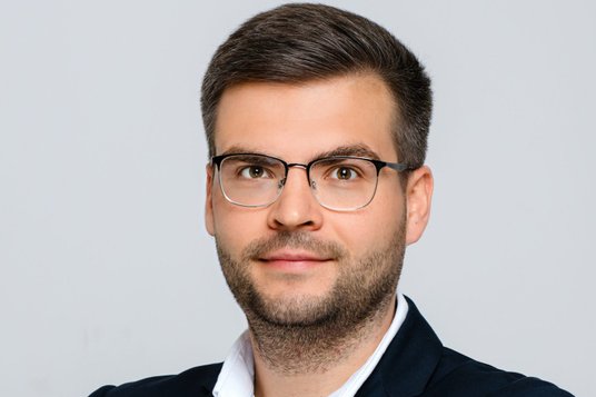 Aleksander Wasiak, Senior Associate / Aplikant Radcowsk