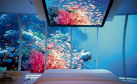 Dolny dysk raz na dobę wykona obrót dookoła osi